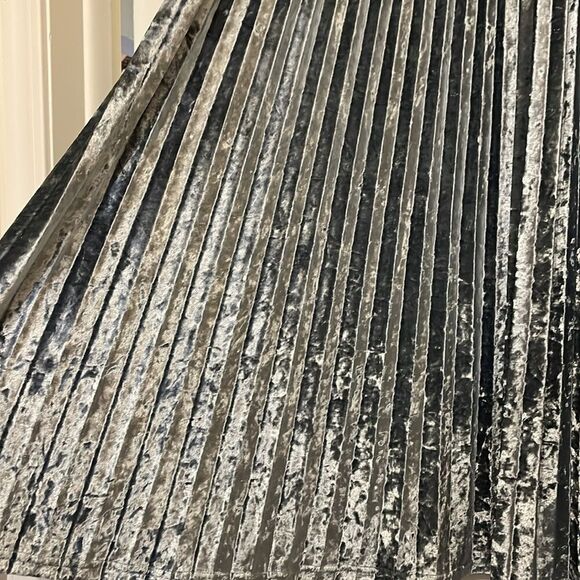 ModCloth Silver Crushed Velvet Pleated Midi Skirt - Picture 2 of 6